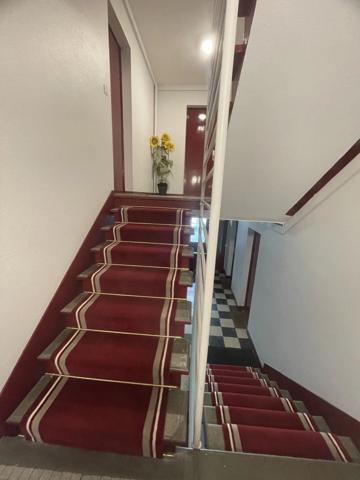 Vente                                                      Appartement
                        
                     3 pièces                      64 m2                     à Colombes