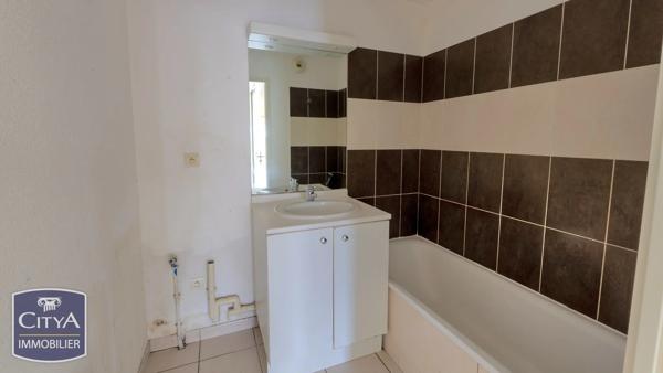 Appartement à vendre 3 pièces 53.21m² Castelsarrasin (82100)