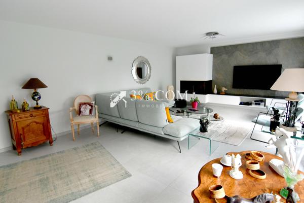 NIVILLAC, MAGNIFIQUE PROPRIÉTÉ HAUT DE GAMME DE 261 M² EDIFIÉE SUR UN MAGNIFIQUE TERRAIN ENTIÈREMENT CLOS DE 3 Nivillac (56130)