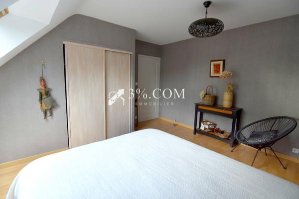 NIVILLAC, MAGNIFIQUE PROPRIÉTÉ HAUT DE GAMME DE 261 M² EDIFIÉE SUR UN MAGNIFIQUE TERRAIN ENTIÈREMENT CLOS DE 3 Nivillac (56130)