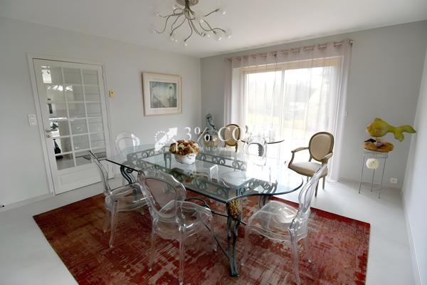 NIVILLAC, MAGNIFIQUE PROPRIÉTÉ HAUT DE GAMME DE 261 M² EDIFIÉE SUR UN MAGNIFIQUE TERRAIN ENTIÈREMENT CLOS DE 3 Nivillac (56130)