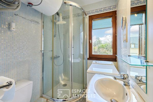 Cottage en triplex avec son jardin