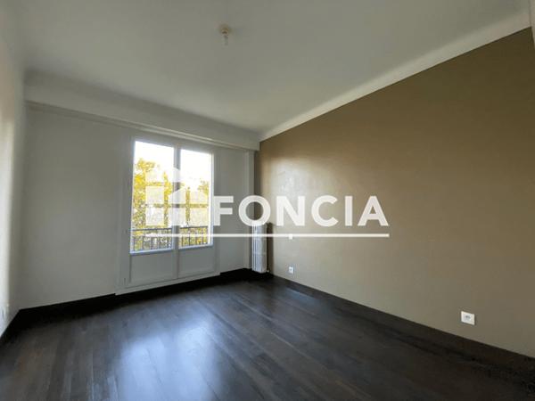 Location Appartement 4 pièces 106 m² - 2 RUE HAROUYS Nantes 44000