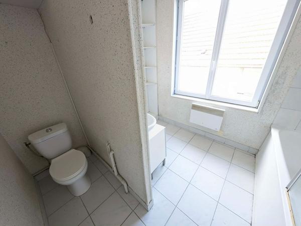 LIMITROPHE CAEN - Maison de ville avec 2 chambres