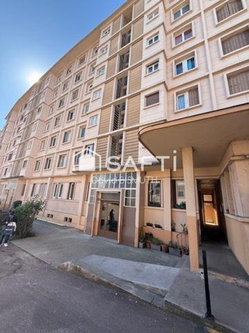 APPARTEMENT 4 PIECES 3 CHAMBRES DE 78 M2 AVEC BOX ET CAVE AU SOUS SOL