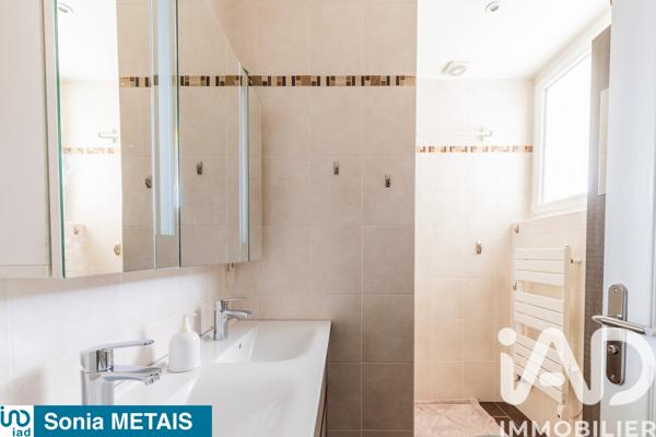 Maison à vendre 6 pièces 135 m² Sainte-Geneviève-des-Bois