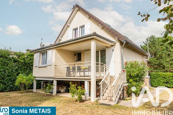Maison à vendre 6 pièces 135 m² Sainte-Geneviève-des-Bois
