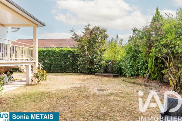 Maison à vendre 6 pièces 135 m² Sainte-Geneviève-des-Bois