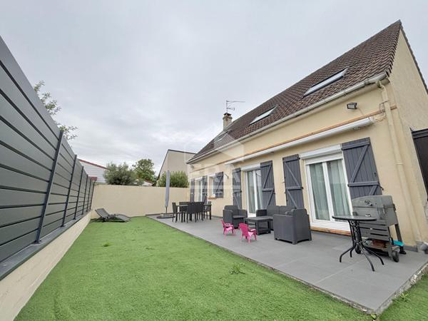 Maison familiale 152 m² , volumes, confort et situation idéale !