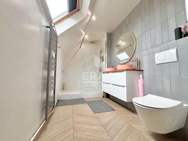 Maison familiale 152 m² , volumes, confort et situation idéale !