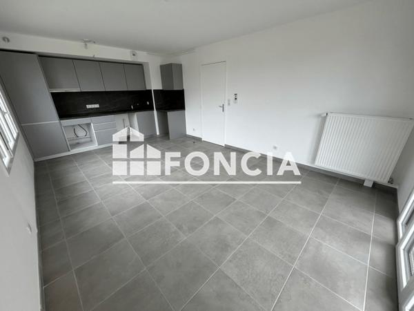 Location Appartement 3 pièces 62.1 m² - RUE GABRIELLE PERI Buchelay 78200
