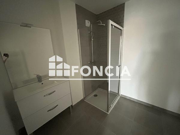 Location Appartement 3 pièces 62.1 m² - RUE GABRIELLE PERI Buchelay 78200