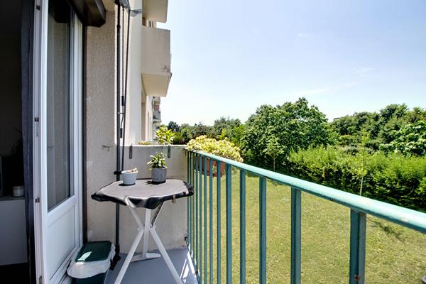 APPARTEMENT RUEIL-MALMAISON MAZURIERES 4 PIECES 3 CHAMBRES BALCONS BOX CAVE