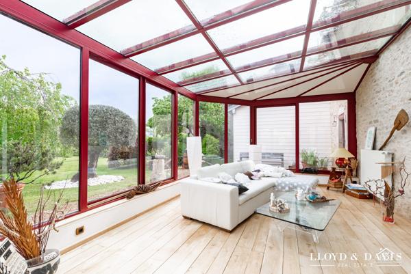 Un Ecrin de paix, de charme et de fraîcheur – S.H. 272 m² - jardin : 1250 m²