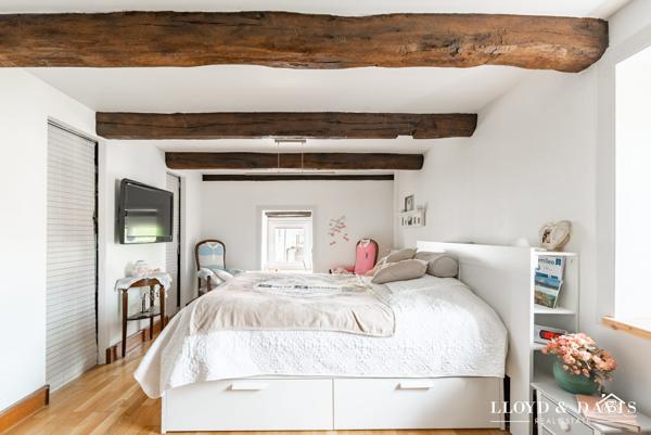 Un Ecrin de paix, de charme et de fraîcheur – S.H. 272 m² - jardin : 1250 m²
