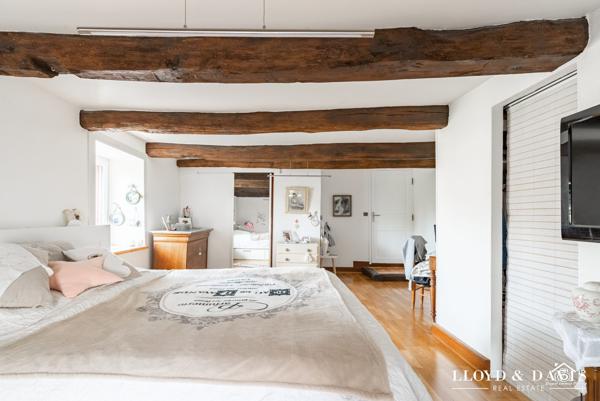 Un Ecrin de paix, de charme et de fraîcheur – S.H. 272 m² - jardin : 1250 m²