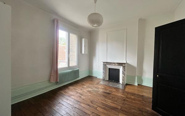 Appartement à louer    2 pièces • 72 m2 Bourges