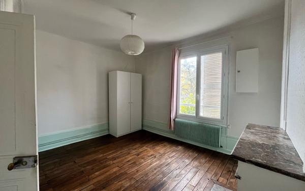 Appartement à louer    2 pièces • 72 m2 Bourges