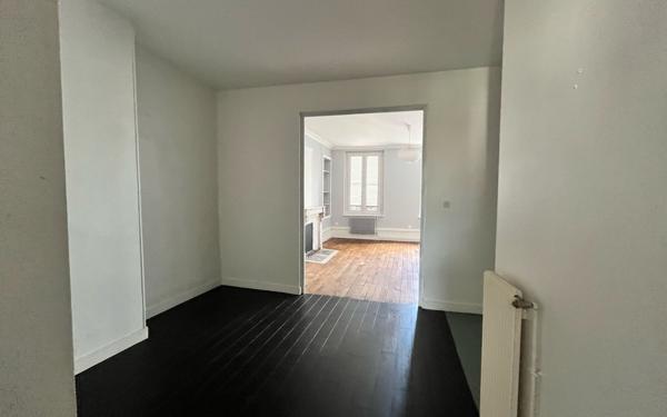 Appartement à louer    2 pièces • 72 m2 Bourges