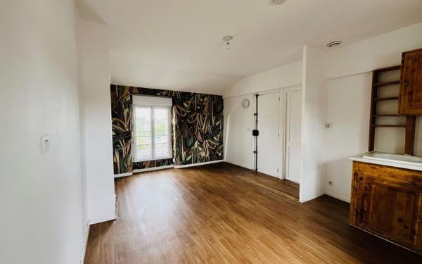 Appartement à vendre    2 pièces • 33 m2 Montfermeil