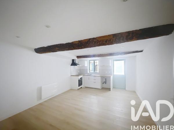 Location appartement 2 pièces 33 m² Lambesc
