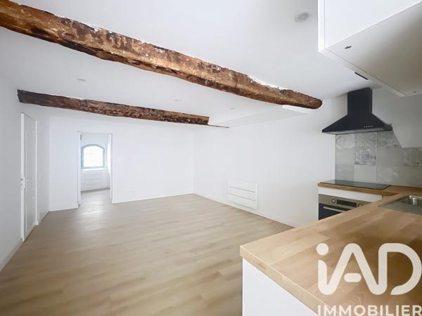 Location appartement 2 pièces 33 m² Lambesc