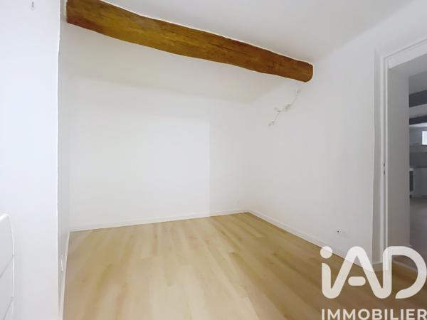 Location appartement 2 pièces 33 m² Lambesc