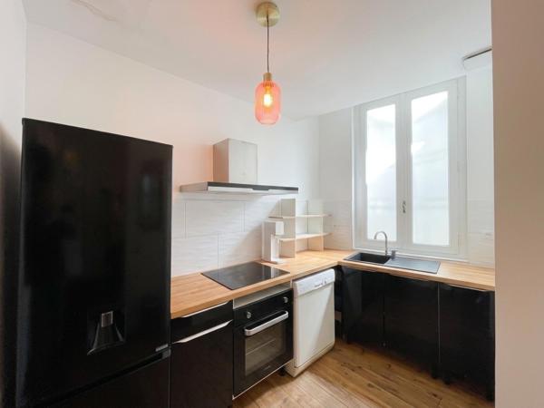 Immeuble de rapport entièrement rénové hyper-centre Angoulême.