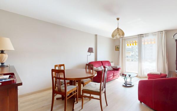 Appartement à vendre    4 pièces • 82 m2 Lyon 8