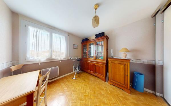 Appartement à vendre    4 pièces • 82 m2 Lyon 8