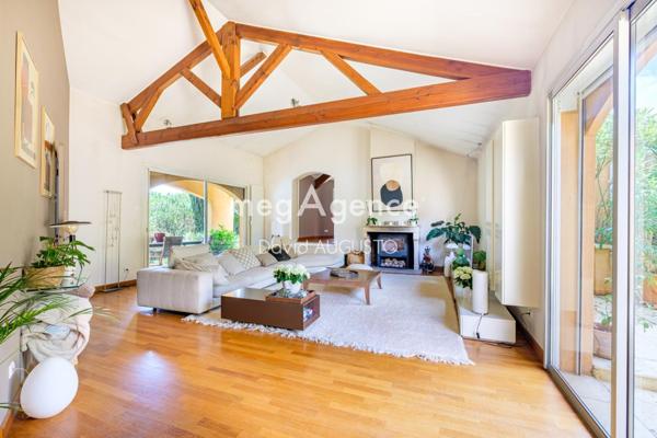 Maison à LIMONEST, 69760 - 7 pièces 216m²