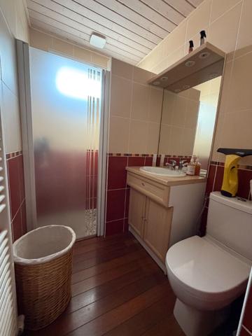 LE POIRÉ-SUR-VIE MAISON FAMILIALE 5 CHAMBRES AVEC PISCINE SUR PLUS DE 5 900 M²