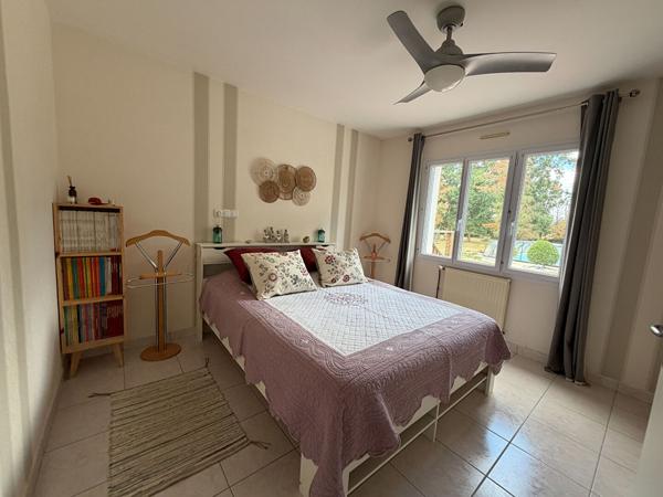 LE POIRÉ-SUR-VIE MAISON FAMILIALE 5 CHAMBRES AVEC PISCINE SUR PLUS DE 5 900 M²