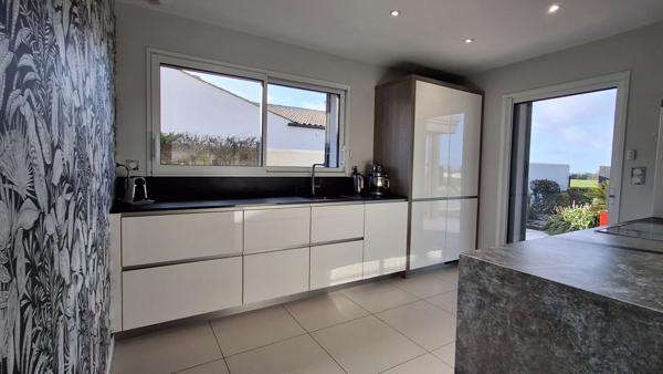 MAISON CONTEMPORAINE