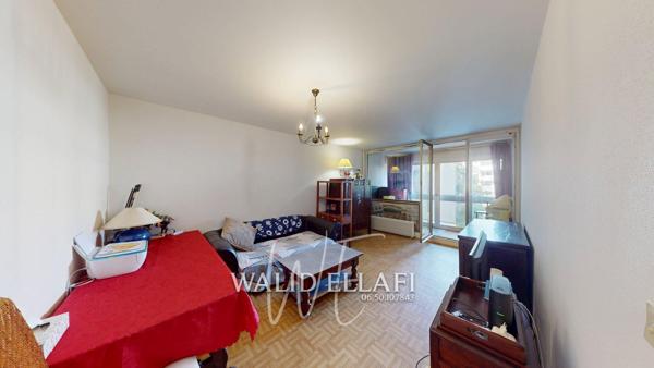 Appartement
         2 pièces
        - 48 m² Exclusivité 239 000 € *