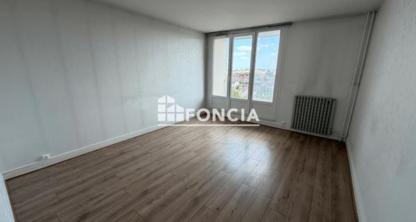 Location Appartement 2 pièces 45 m² - Chilly-mazarin 91380