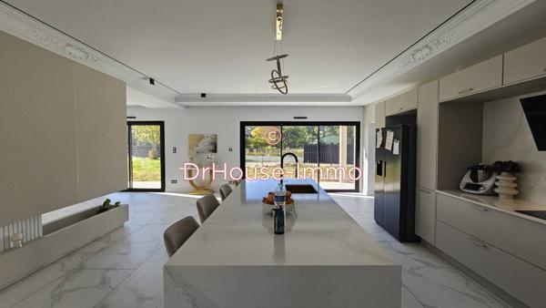 Maison à vendre 6 pièces de 224 m²