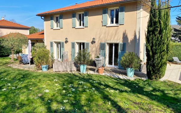 Maison à vendre    7 pièces • 208,13 m2 Francheville