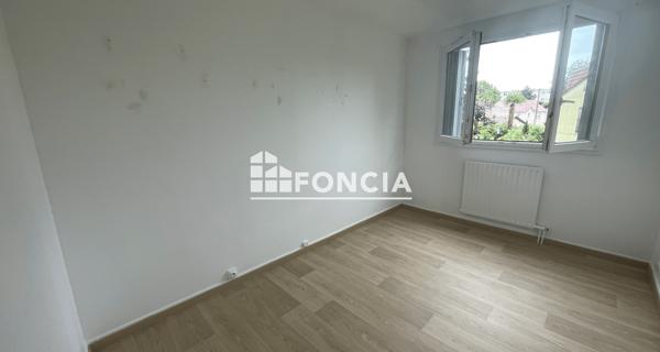 Location Appartement 4 pièces 74.83 m² - Vitry-sur-seine 94400