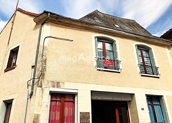 Immeuble à LA ROCHE-POSAY, 86270 - 210m²
