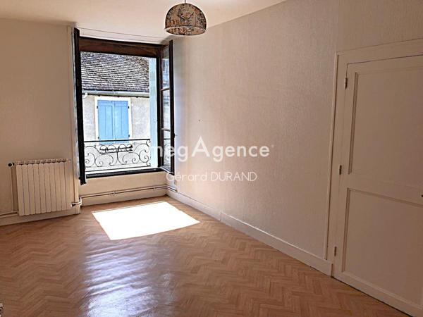 Immeuble à LA ROCHE-POSAY, 86270 - 210m²