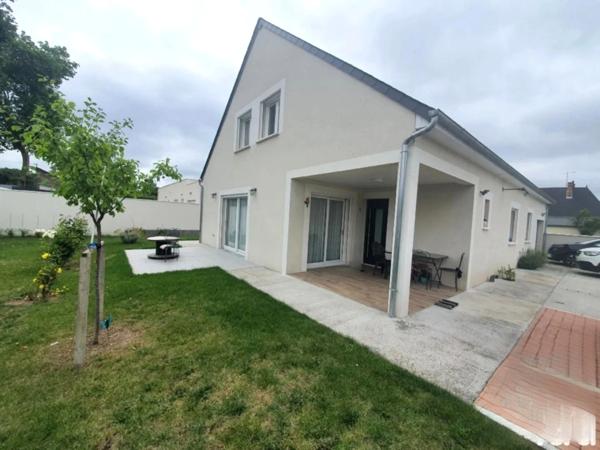 JOUÉ-LES-TOURS - 37300 - BELLE MAISON MODERNE - 5 CHAMBRES - CUISINE TOUTE EQUIPÉE ET AMENAGÉE - GARAGE - PARCELLE DE 590M2 - IDÉAL INVESTISSEURS