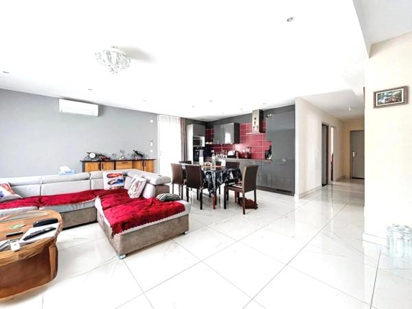 JOUÉ-LES-TOURS - 37300 - BELLE MAISON MODERNE - 5 CHAMBRES - CUISINE TOUTE EQUIPÉE ET AMENAGÉE - GARAGE - PARCELLE DE 590M2 - IDÉAL INVESTISSEURS