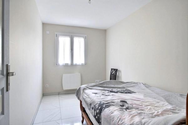 JOUÉ-LES-TOURS - 37300 - BELLE MAISON MODERNE - 5 CHAMBRES - CUISINE TOUTE EQUIPÉE ET AMENAGÉE - GARAGE - PARCELLE DE 590M2 - IDÉAL INVESTISSEURS