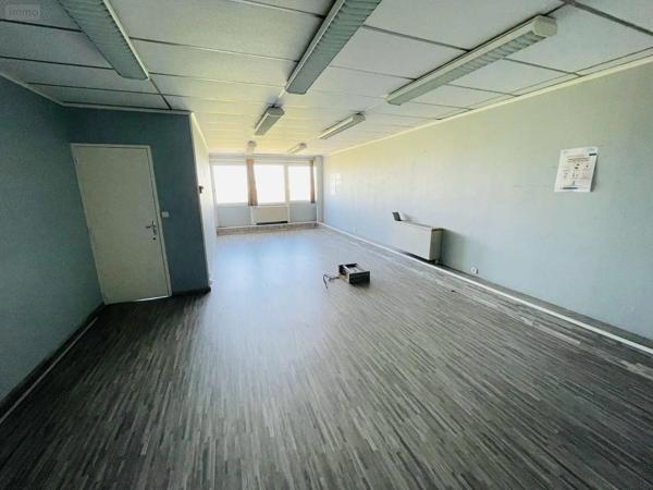 Achat - Fonds et/ou murs commerciaux | Entrepôt et bureaux Alençon 61000 3200 m 2 16377 m 2