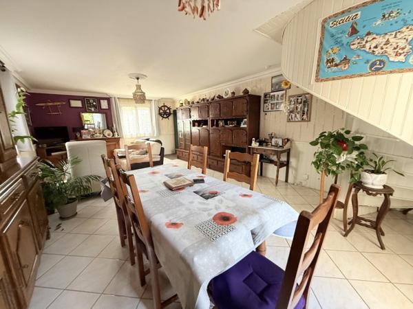 Vente / Maison T6 à Saint-Germain-Laval (77130)