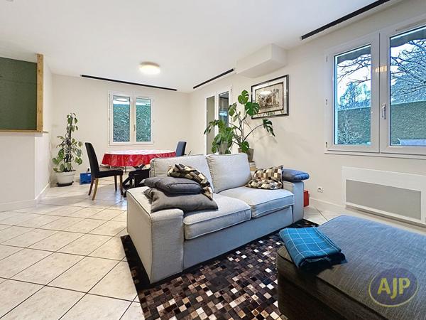 Vente maison Jonzac : 353 500 € - AJP Immobilier Pons