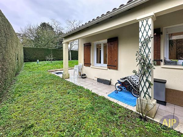 Vente maison Jonzac : 353 500 € - AJP Immobilier Pons