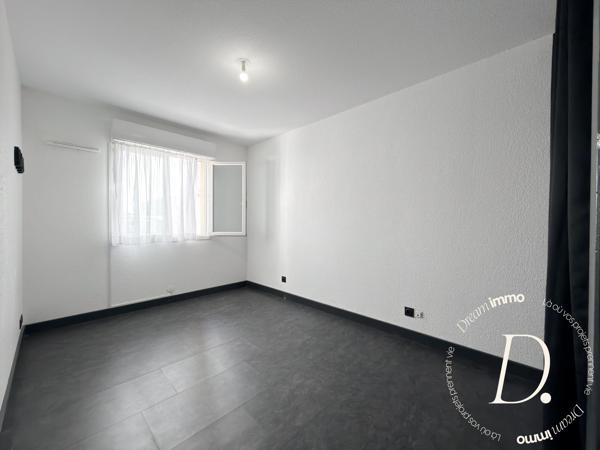 Appartement et parking