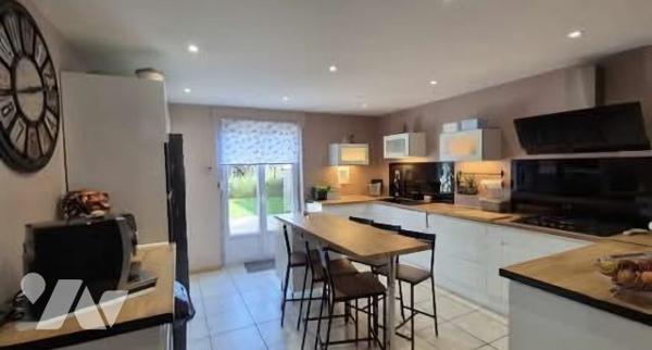 immeuble pour reprise d'activité ou création de logements.